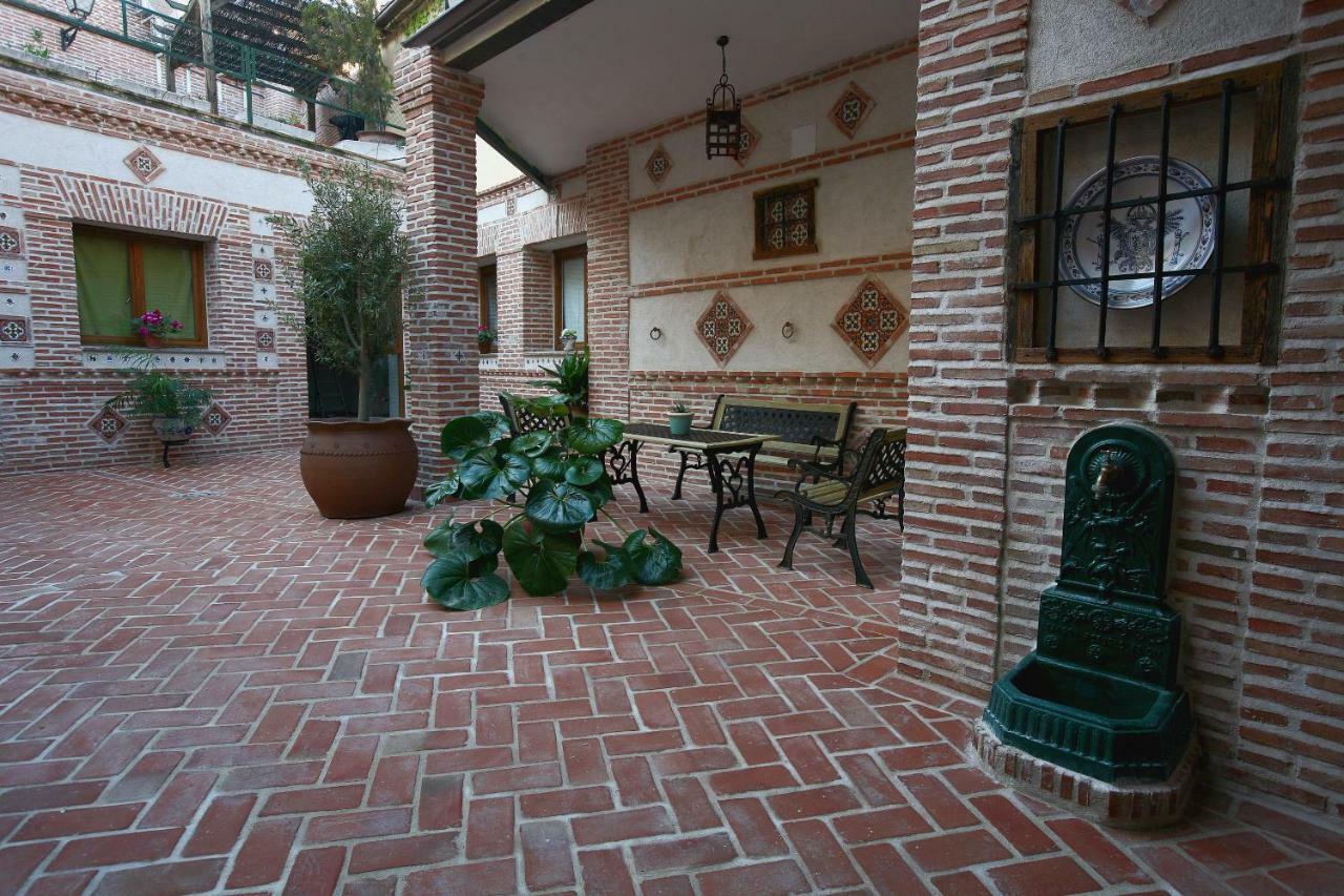 Apartmentos El Alfar Del Sacramento Toledo Ngoại thất bức ảnh