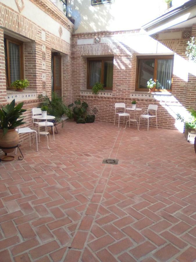 Apartmentos El Alfar Del Sacramento Toledo Ngoại thất bức ảnh